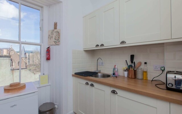 1 Bedroom Apartment In City Centre