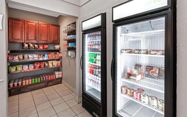 La Quinta Inn & Suites by Wyndham Kerrville