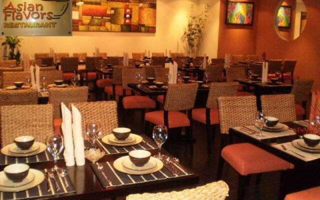 Boonmax Hotel L.L.C