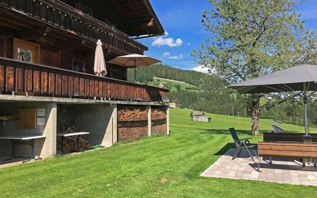 Rustic Mansion in Mittersill near Kirchberg Ski Area