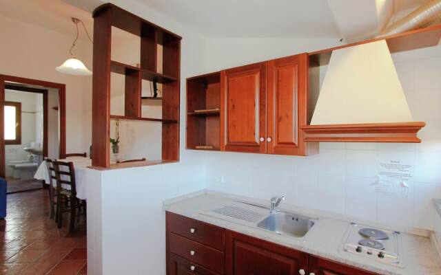 Comfortable Home With Terrace, Located in Nature
