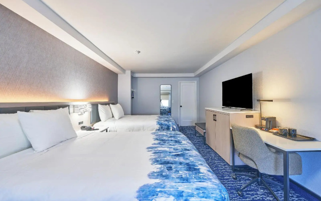 All Seasons Inn and Suites