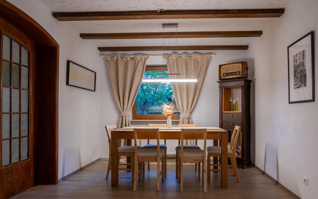 EPA Apartment - España style