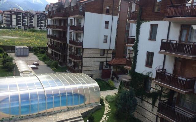 Four Leaf Clover Apartments to Rent