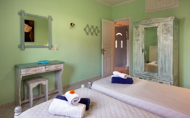 Chrisoula in Longos With 2 Bedrooms and 1 Bathrooms