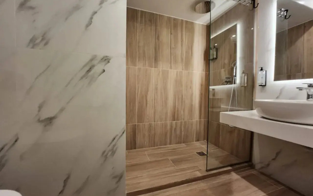 Urban Core Residence