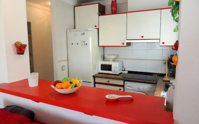 Beautiful Apartment in Roses With Terrace