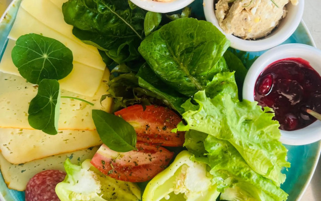 Ron De Mar #3 modern room