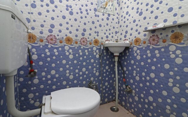 Hotel Satellite And Restaurant By OYO Rooms