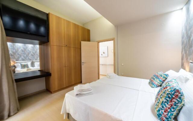 Thomas House Hersonissos - Private Pool - Sleeps 6
