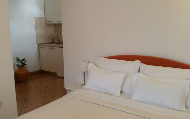 Studio apartment Marijo - with parking: SA1 Baska Voda, Riviera Makarska