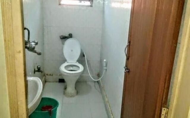 Janata Hotel & Restaurant