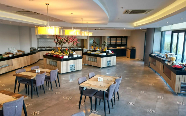 Seven For Life Thermal Hotel
