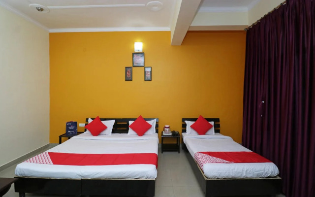 Oyo 19848 Hotel Saraswati Palace