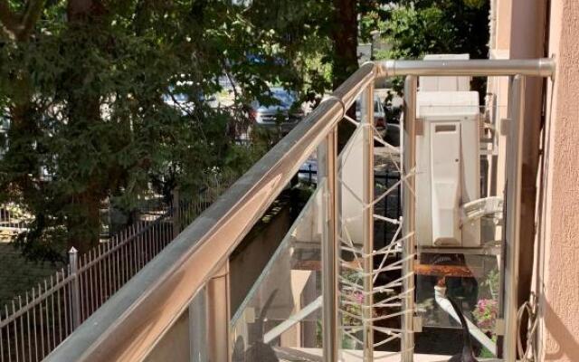 Lovely Sofia apartment Katerina with free parking