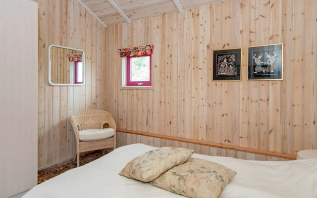 8 Person Holiday Home in Glesborg