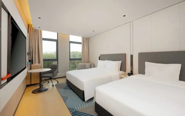 Holiday Inn Express Shanghai PVG Zhuqiao By Ihg