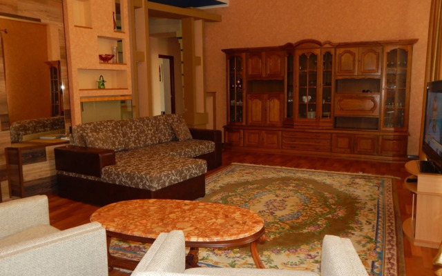 Апартаменты на Большой Морской