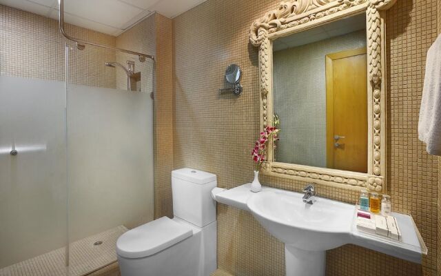 Al Safir Hotel