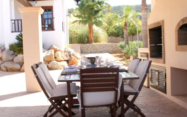 Villa With 4 Bedrooms in Sant Josep de sa Talaia, With Wonderful sea V