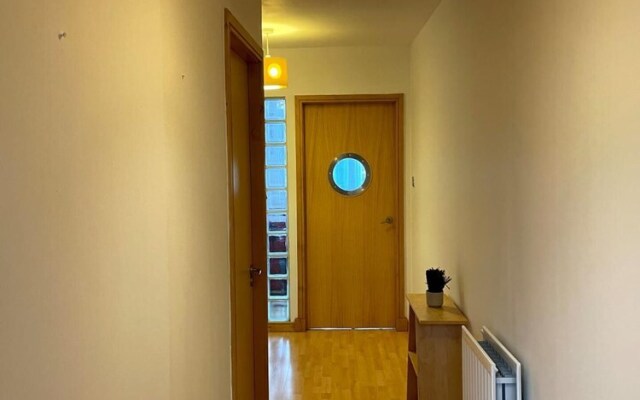 Contemporary 2 Bedroom Flat in Glasgow City Centre