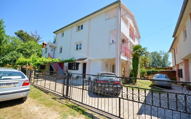 Apartment Vladimir