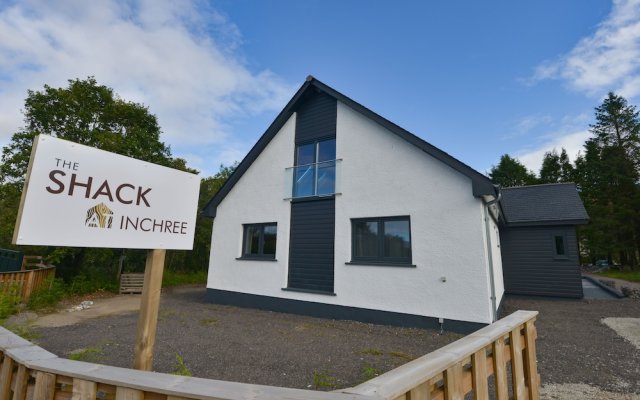 The Shack and Pods at Inchree