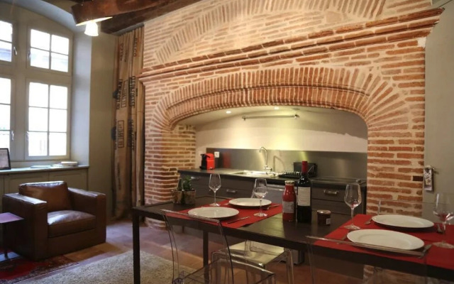 ESQUIROL CHANGES Balcon Hyper Centre