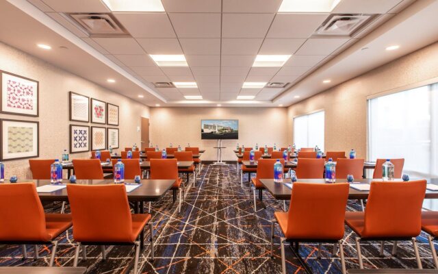 Holiday Inn Express & Suites Greenville S- Piedmont by IHG