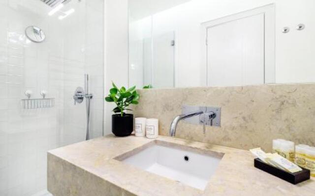 Modernity and Comfort at Lisbon Downtown