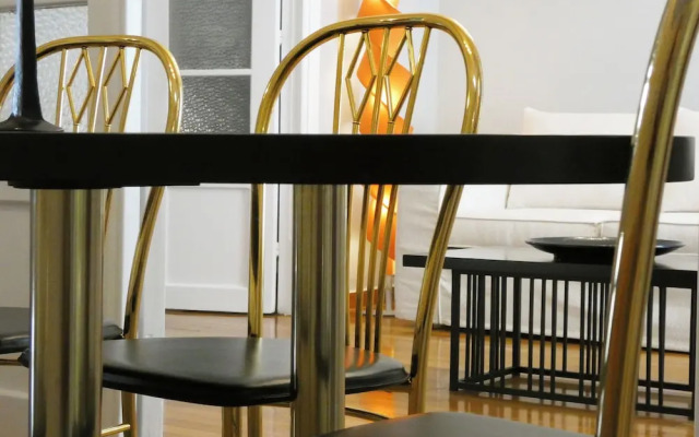 Live in Athens PANGRATI Fine Residence