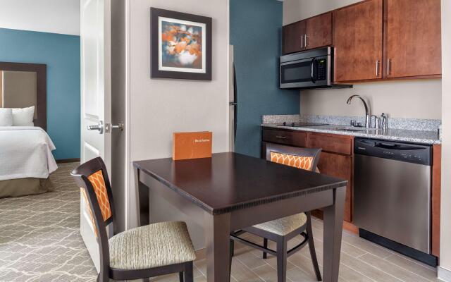 Homewood Suites by Hilton Wauwatosa Milwaukee