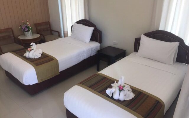 Sombat Resort