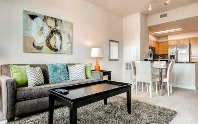 Global Luxury Suites at Town Center