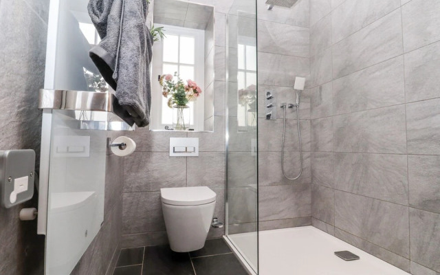 The Snug at Pickelden Farmhouse