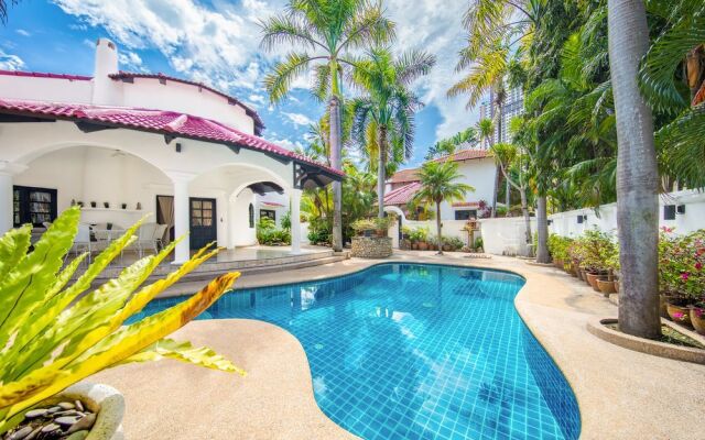 Walking Street Pool Villa by All Villas
