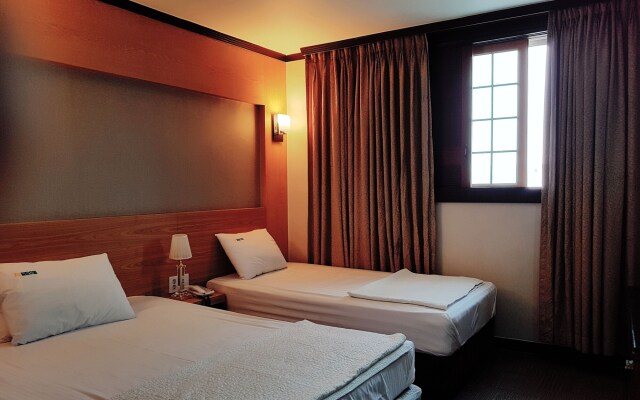 Daegu Hilltop Hotel