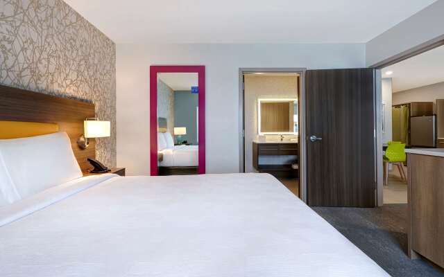 Home2 Suites by Hilton Lincolnshire Chicago
