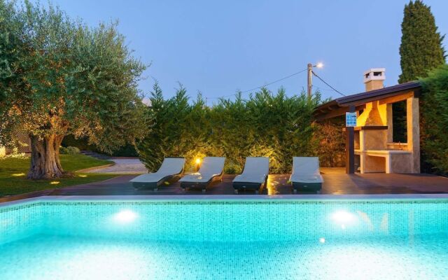 Villa Maron