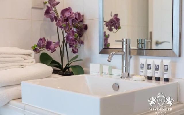 Westminster Boulevard Central - Burj Khalifa