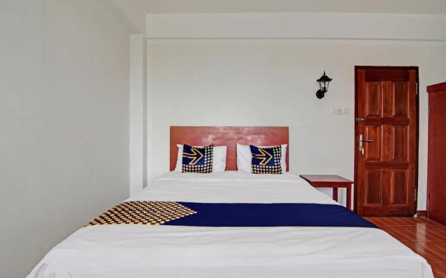 Hotel O Pondok Anggrek Syariah