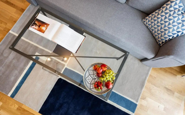 Superb City View - Bright & Stylish - 2BR