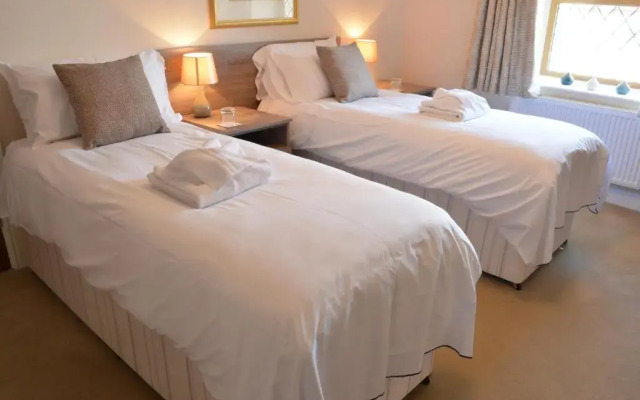 The Greyhound - Winterborne Kingston