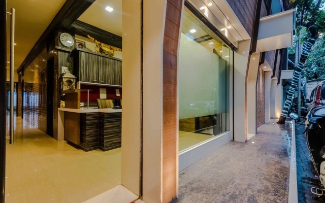 OYO 6371 Hotel Abrol