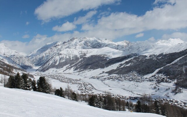 Tranquil Holiday Home in Livigno Italy near Ski Area