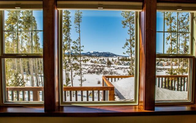 Cozens Pointe E 102 2 Bedroom Condo by RedAwning