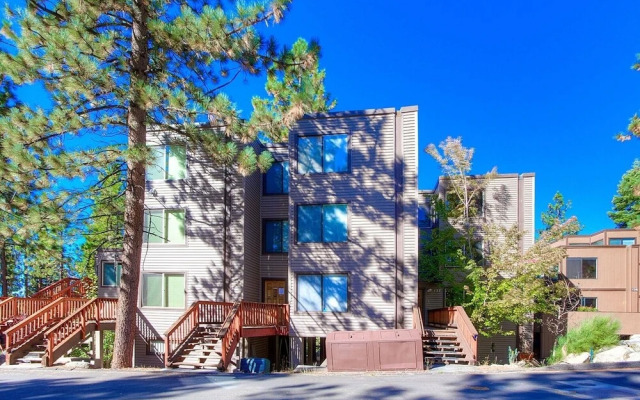 Village Pleasure 3 Bedroom Condo by RedAwning