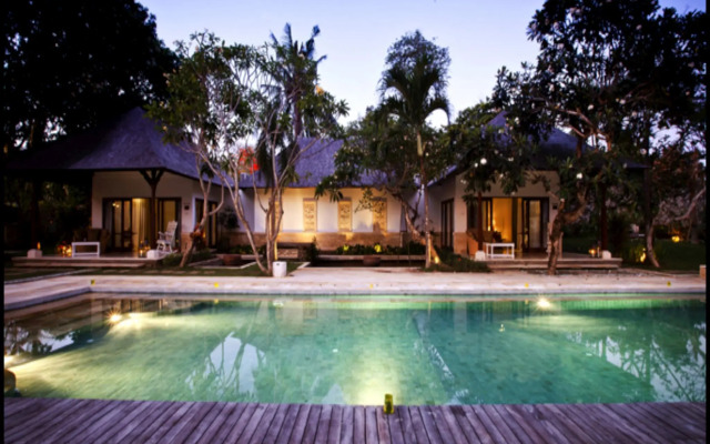 Avillion Villa Cinta @ Sanur