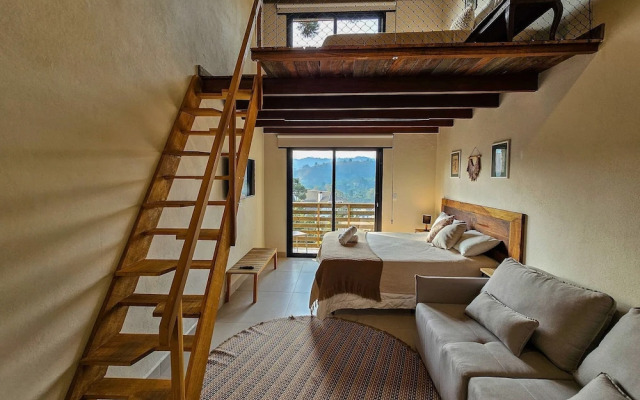 Estudios no Capivari by The Lodges