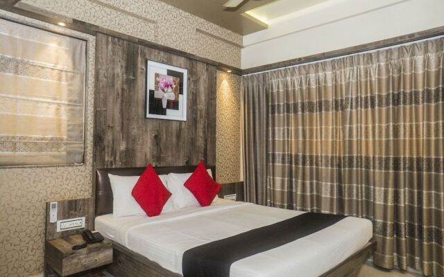 Capital O 661 Hotel Regal Inn